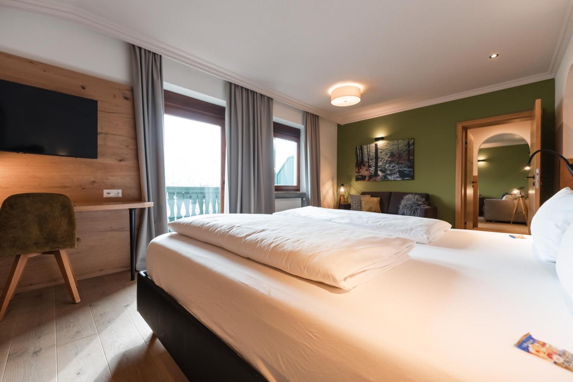 Posthotel Rattenberg Екстериор снимка